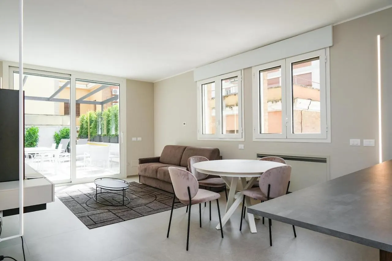 Viam Imbriani Suites Roma 0*,  Itália
