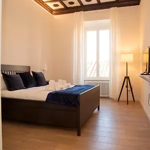 The Parliament - Exclusive Appartement
