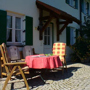 https://bruckhuberhof.com-bavaria.com