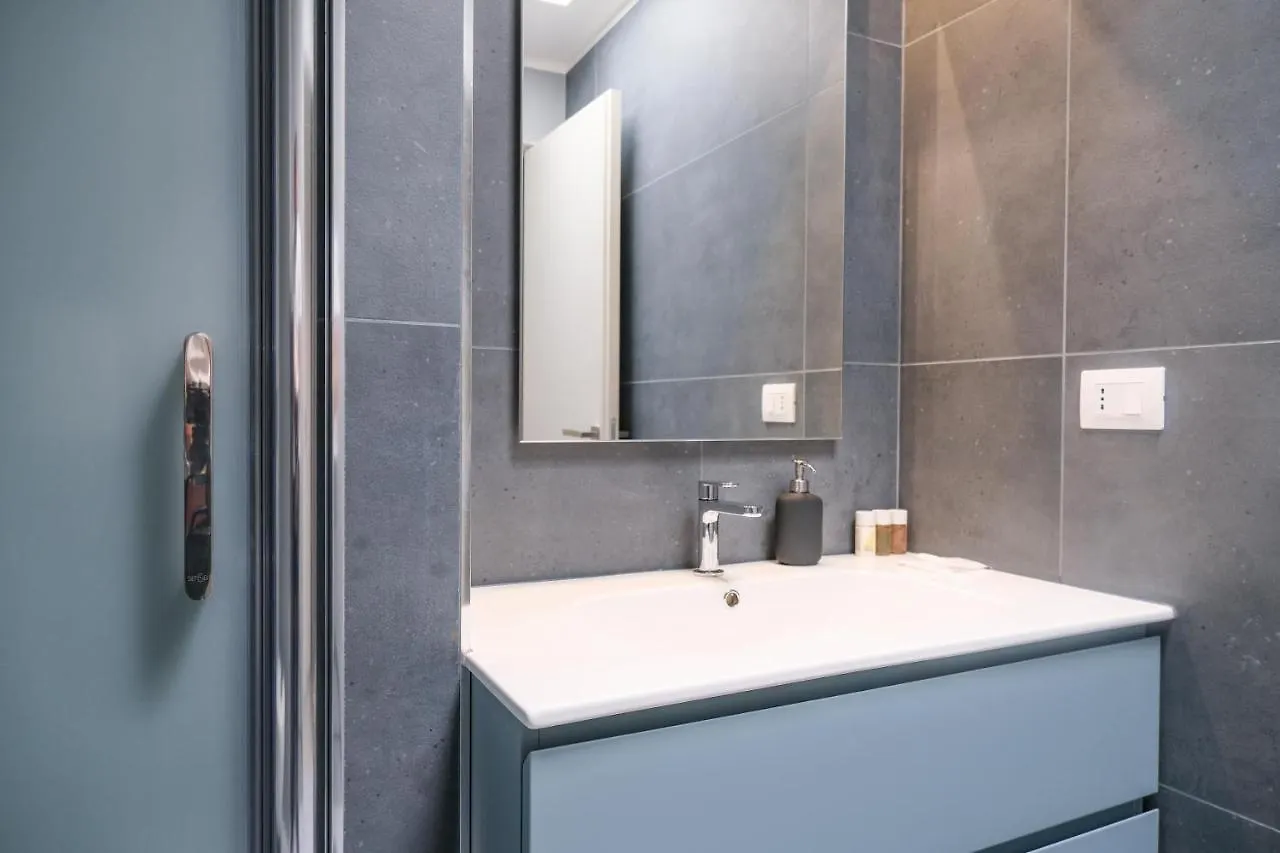 Viam Imbriani Suites Roma 0*,  Itália